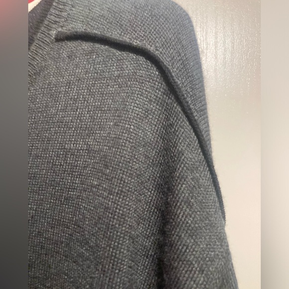 INC Marino wool blend thin sweater - Picture 3 of 8